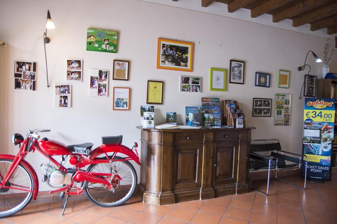 Agriturismo Lupo Bianco Monzambano Exteriör bild