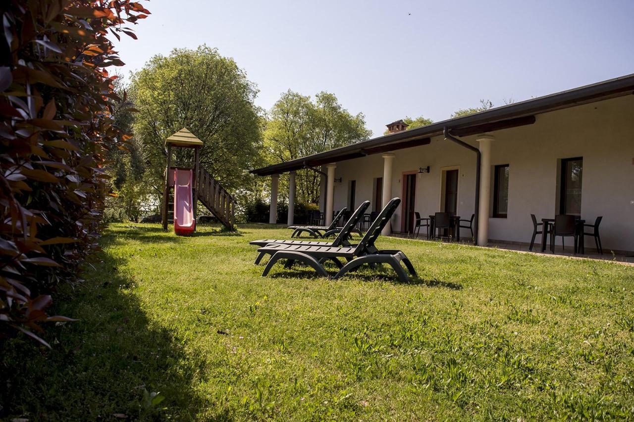 Agriturismo Lupo Bianco Monzambano Exteriör bild